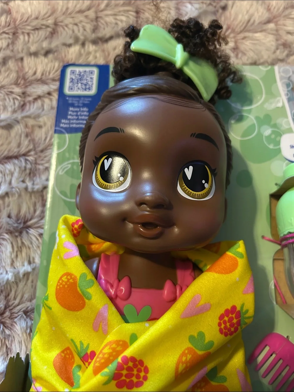 Hasbro Baby Alive Berry Boo Doll in Yellow Strawberry Wrap with Green Bow